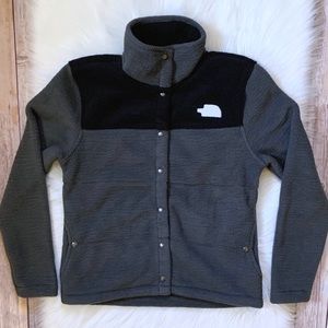 The North Face Women’s Gemma Fleece Jacket